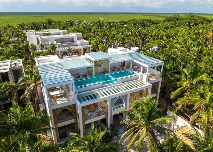 Sana Beachfront Boutique Hotel