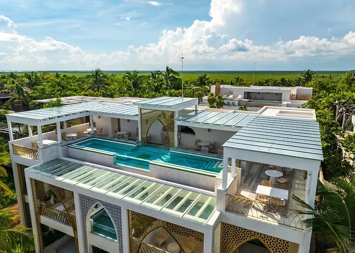Sana Beachfront Boutique Hotel 5*