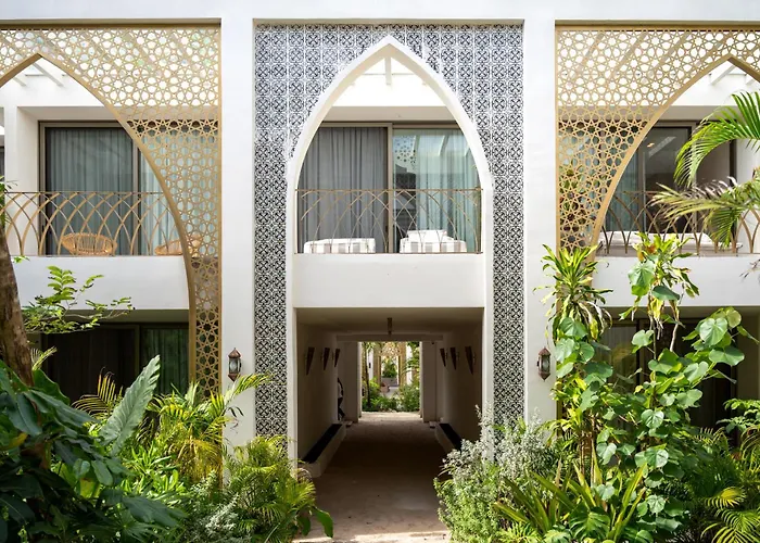 Sana Beachfront Boutique Hotel