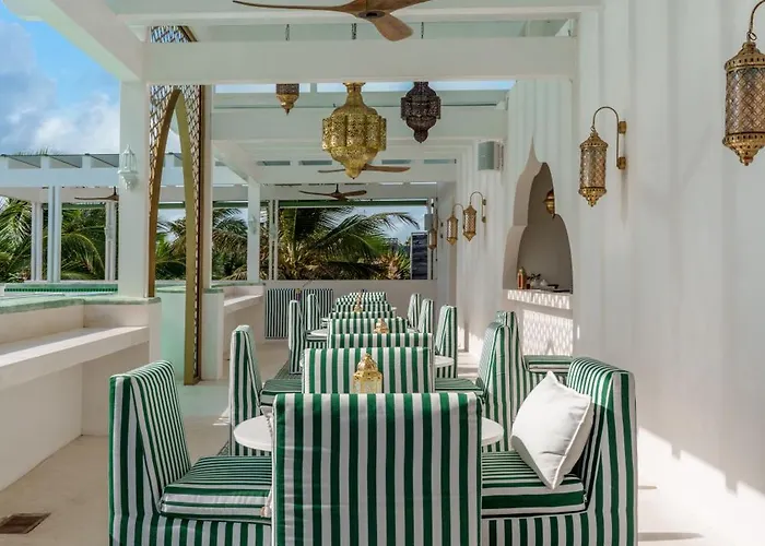 Sana Beachfront Boutique Hotel