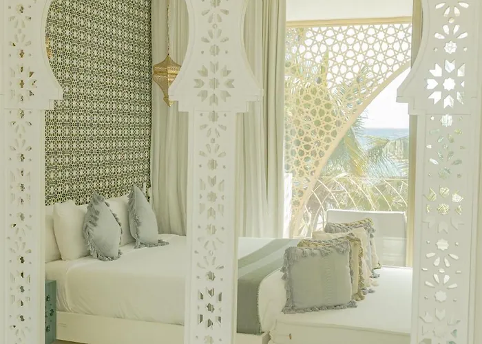 Sana Beachfront Boutique 5*