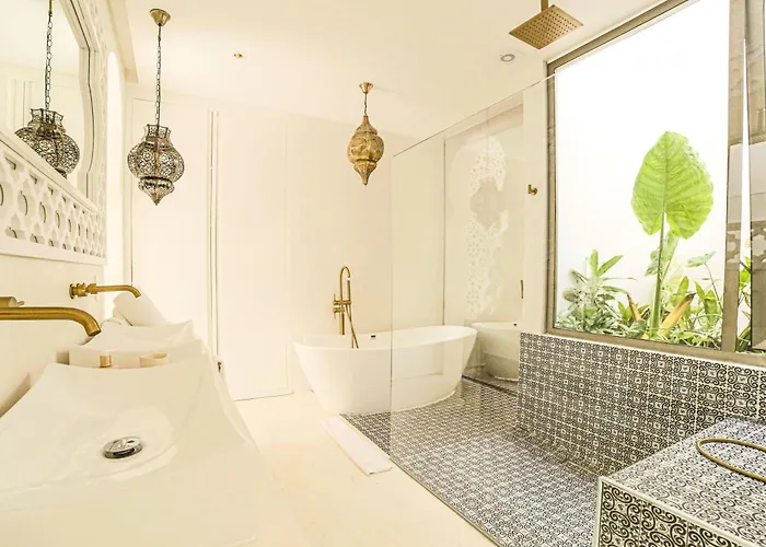 Hotel Sana Beachfront Boutique