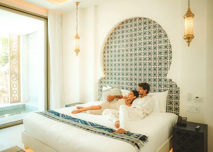 Hotel Sana Beachfront Boutique 5*